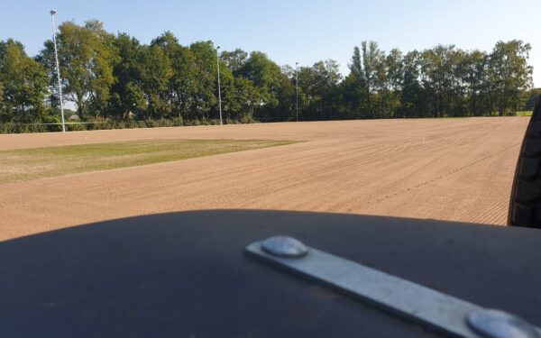 Aanleg natuurgrasvelden De Witkampers Laren (GLD)